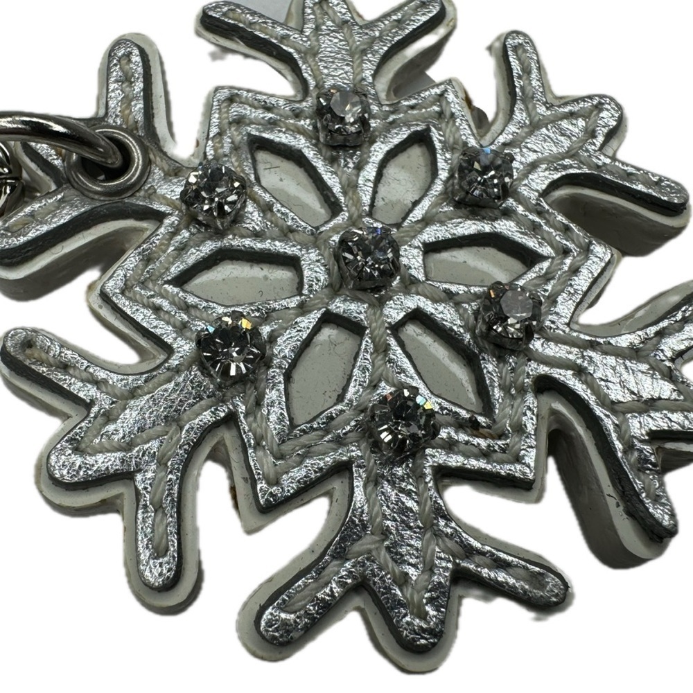 Coach Vintage Leather Silver Snowflake Winter Key Bag Charm Keychain - Picture 7 of 11